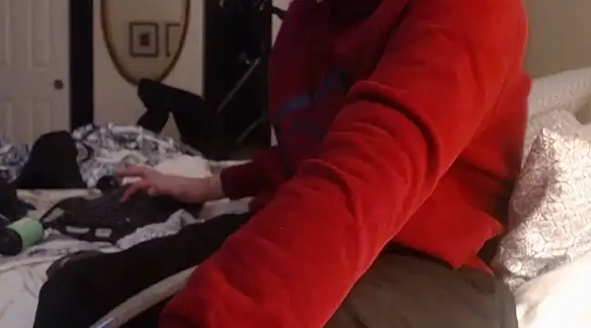 Snapshot of HandsumHungDaddy chatting on 01-26-25, 03:27 HandsumHungDaddy online show from 01-26-25, 03:27