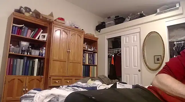 Snapshot of HandsumHungDaddy chatting on 02-18-25, 06:26 HandsumHungDaddy online show from 02-18-25, 06:26