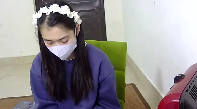 Snapshot of DA-EUN chatting on 03-11-25, 09:02 DA-EUN online show from 03-11-25, 09:02