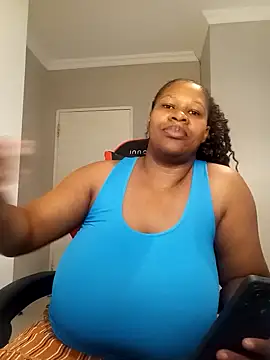 bustylisa1983 online show from 03-10-25, 12:04