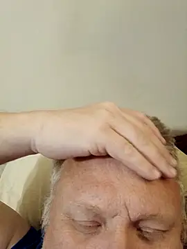 Snapshot of Jbirdb48 chatting on 11-21-25, 03:05 Jbirdb48 online show from 11-21-25, 03:05