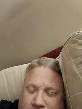 Snapshot of Jbirdb48 chatting on 11-22-25, 05:28 Jbirdb48 online show from 11-22-25, 05:28