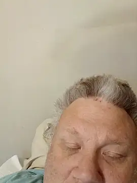 Snapshot of Jbirdb48 chatting on 12-16-25, 01:38 Jbirdb48 online show from 12-16-25, 01:38