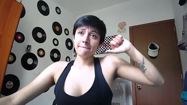 Snapshot of 9_Fernanda_9 chatting on 01-16-25, 03:13 9 Fernanda 9 online show from 01-16-25, 03:13