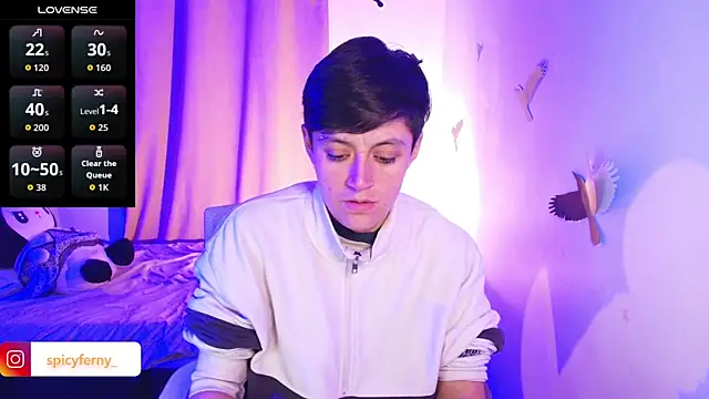 Snapshot of 9_Fernanda_9 chatting on 10-19-25, 08:37 9 Fernanda 9 online show from 10-19-25, 08:37