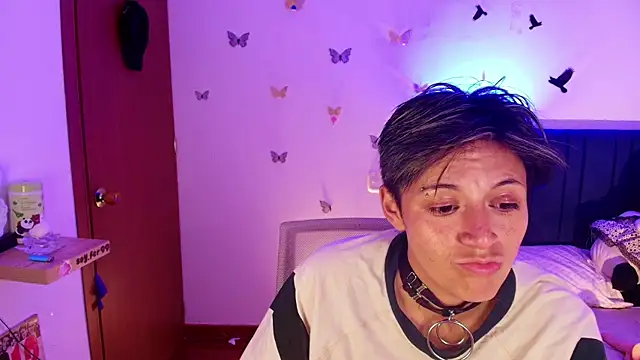 Snapshot of 9_Fernanda_9 chatting on 11-22-25, 07:51 9 Fernanda 9 online show from 11-22-25, 07:51