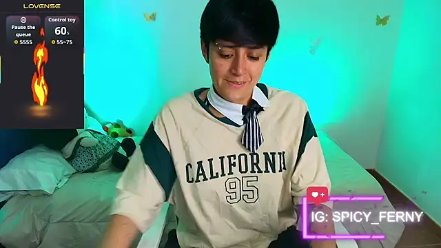 Snapshot of 9_Fernanda_9 chatting on 05-01-26, 08:24 9 Fernanda 9 online show from 05-01-26, 08:24