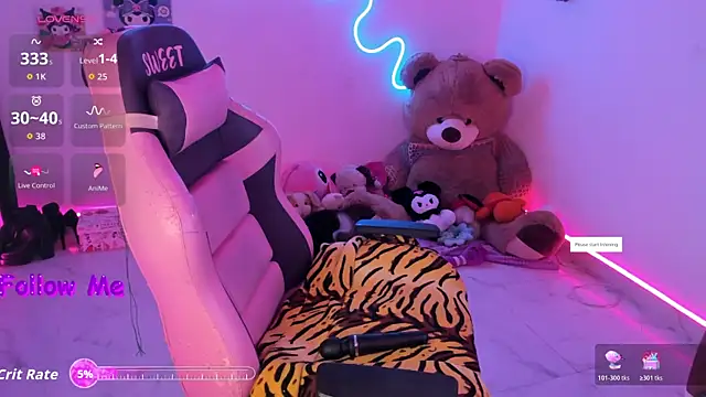 AshantiiSweet online show from 11-14-25, 12:20