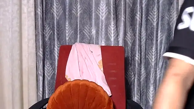 sexy-simmy online show from 09-24-25, 11:30