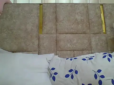 sexy smiley online show from 01-18-25, 05:10