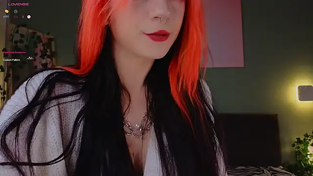 TristaRoht online show from 01-31-25, 03:22