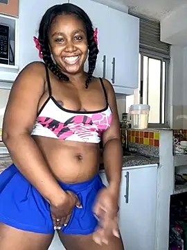 Snapshot of Black-gem18 chatting on 10-30-25, 08:42 Black-gem18 online show from 10-30-25, 08:42