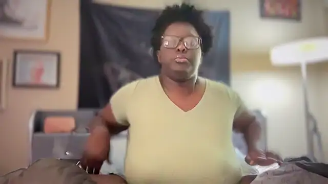 Snapshot of Yagurl__west chatting on 03-04-25, 07:11 Yagurl west online show from 03-04-25, 07:11