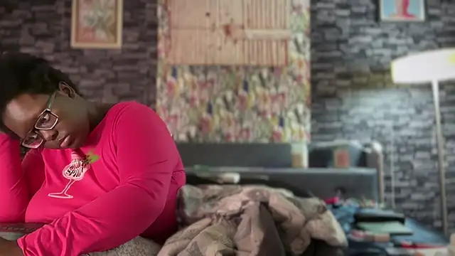 Snapshot of Yagurl__west chatting on 09-20-25, 11:28 Yagurl west online show from 09-20-25, 11:28