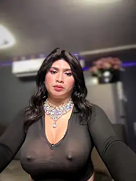 Snapshot of Brixwilson chatting on 10-08-25, 08:06 Brixwilson online show from 10-08-25, 08:06