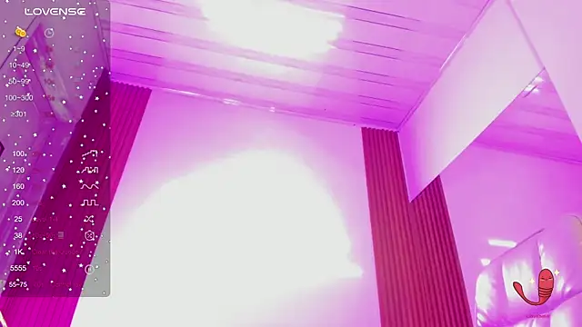 sweetlolihot  online show from 10-15-25, 07:52