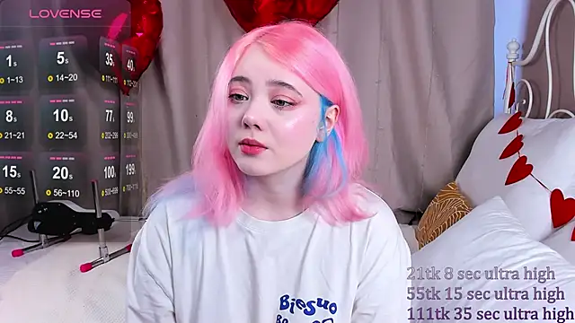   KawaiiYuki   online show from 02-10-25, 08:42