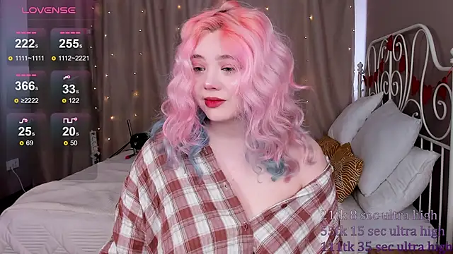   KawaiiYuki   online show from 02-21-25, 08:51