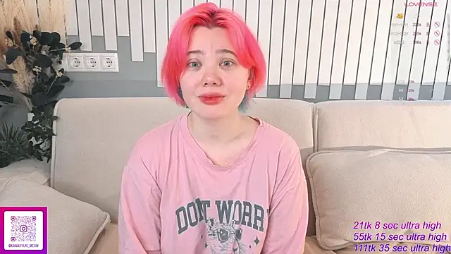   KawaiiYuki   online show from 11-22-25, 05:17