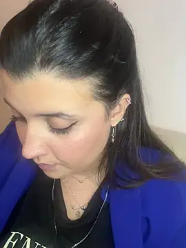 Snapshot of Novababy18 chatting on 12-26-24, 11:57 Novababy18 online show from 12-26-24, 11:57