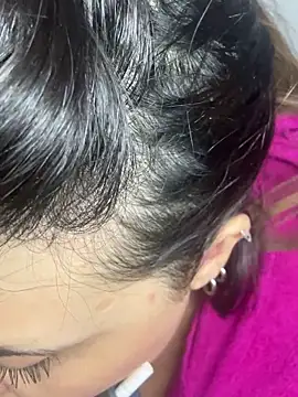 Snapshot of Novababy18 chatting on 03-07-25, 02:04 Novababy18 online show from 03-07-25, 02:04