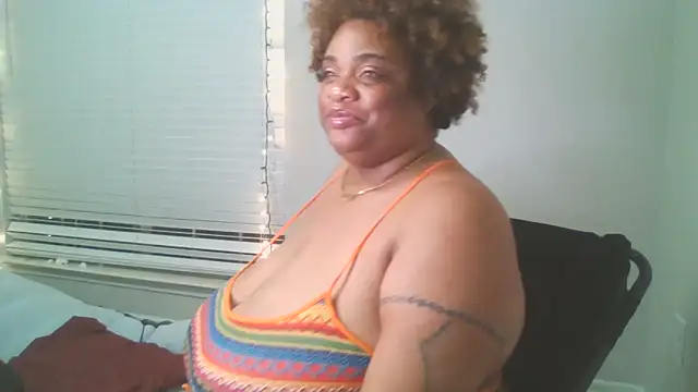 Snapshot of NaughtyHottieBBW chatting on 05-31-26, 05:37 NaughtyHottieBBW online show from 05-31-26, 05:37