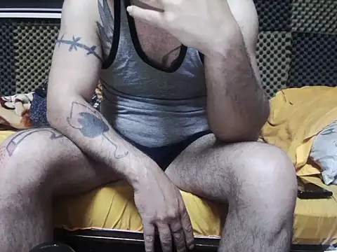 Arabeyes online show from 10-28-25, 02:04