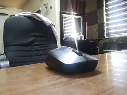 Snapshot of Arabeyes chatting on 06-14-26, 11:01 Arabeyes online show from 06-14-26, 11:01