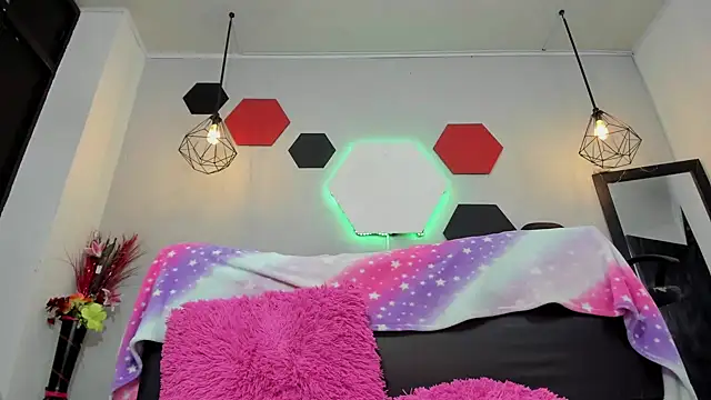 martinaclark online show from 09-27-25, 04:17