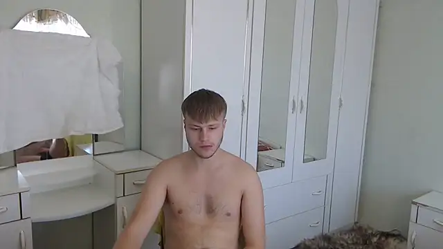 Snapshot of Zoro1999 chatting on 12-12-24, 01:17 Zoro1999 online show from 12-12-24, 01:17