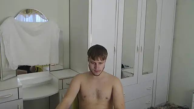 Snapshot of Zoro1999 chatting on 01-16-25, 01:47 Zoro1999 online show from 01-16-25, 01:47