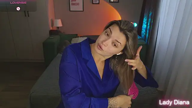 LancasterLady online show from 10-03-25, 01:19