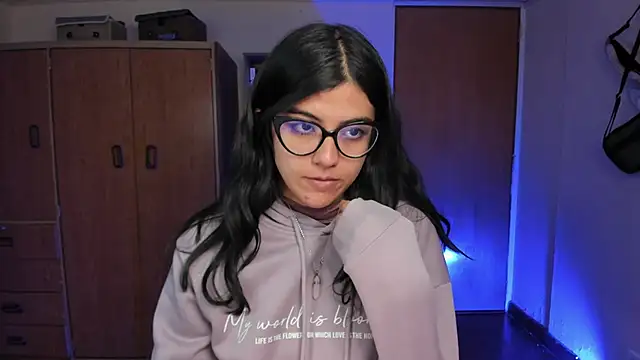 valerie  skyy online show from 01-24-25, 01:24