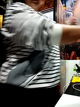 my-kitty online show from 01-06-25, 05:41