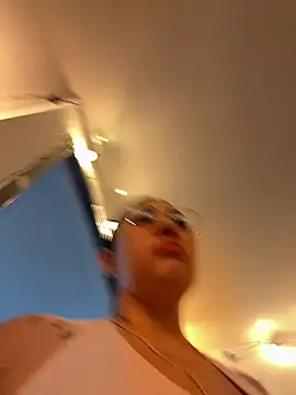 my-kitty online show from 01-15-26, 12:37