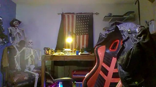 Snapshot of Woodywoodsup1 chatting on 11-08-25, 05:51 Woodywoodsup1 online show from 11-08-25, 05:51