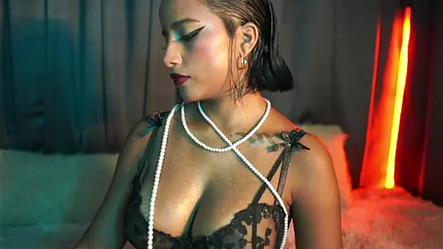 JulietaWinona online show from 02-28-26, 09:27