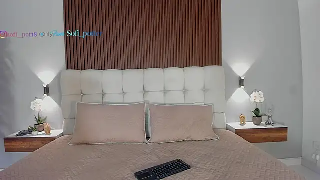 Snapshot of sofi_potter_ chatting on 01-08-26, 04:20 sofi potter online show from 01-08-26, 04:20