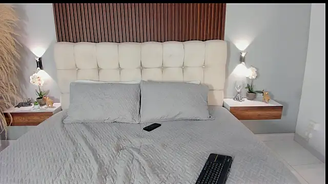 Snapshot of sofi_potter_ chatting on 02-04-26, 05:41 sofi potter online show from 02-04-26, 05:41