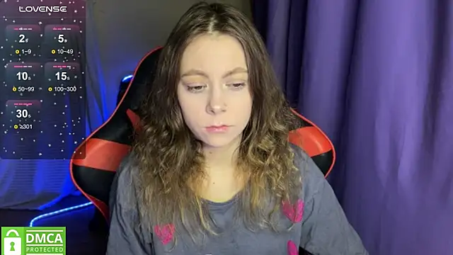 Snapshot of Natural_babe666 chatting on 10-07-25, 11:35 Natural babe666 online show from 10-07-25, 11:35