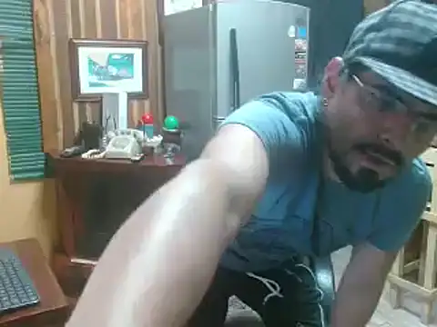 Dr Pocholate84 online show from 01-10-25, 01:21