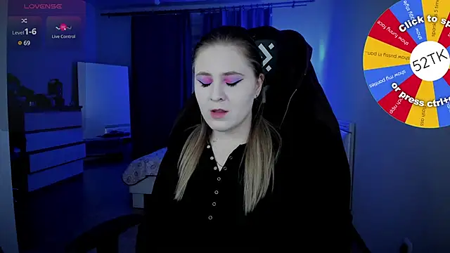 Olivia Munk online show from 01-03-25, 06:33