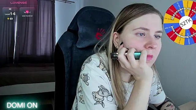 Olivia Munk online show from 02-15-25, 06:55