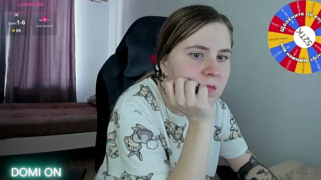 Olivia Munk online show from 02-15-25, 10:00