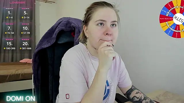 Olivia Munk online show from 02-19-25, 03:39