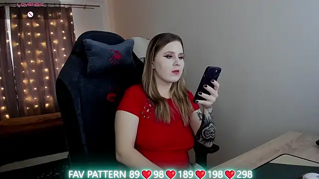 Olivia Munk online show from 03-12-25, 07:35