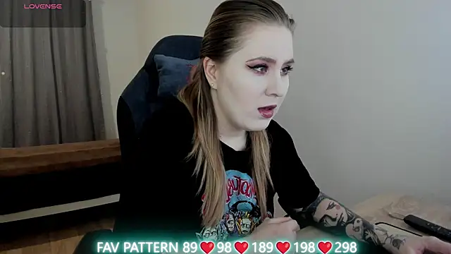 Olivia Munk online show from 03-15-25, 03:29