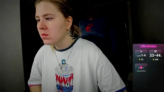 Olivia Munk online show from 09-14-25, 04:33