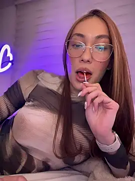 MichelleFerry  online show from 02-27-25, 04:52