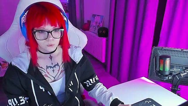 Yumi Youkai online show from 01-24-25, 09:37